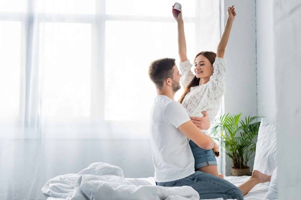 How to Foster Community Engagement Through Local Arts Projects in the UK?